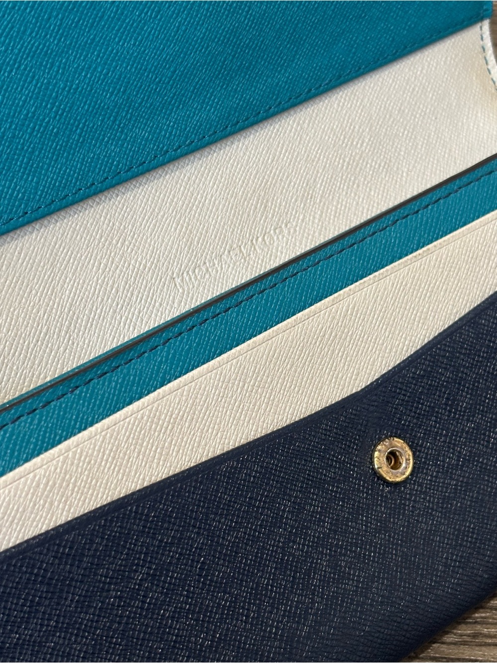 Michael Kors • Fulton Saffiano Leather Wallet • Navy | Teal | White - Picture 3 of 15